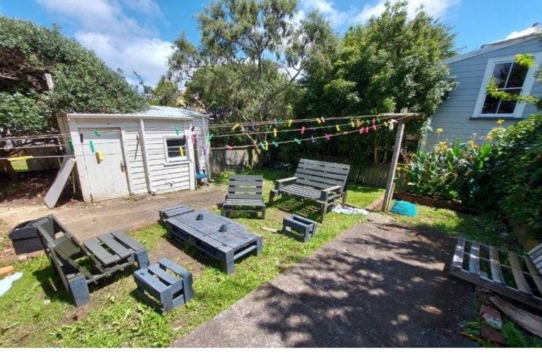 Photo of property in 65 Wilson Street, Newtown, Wellington, 6021