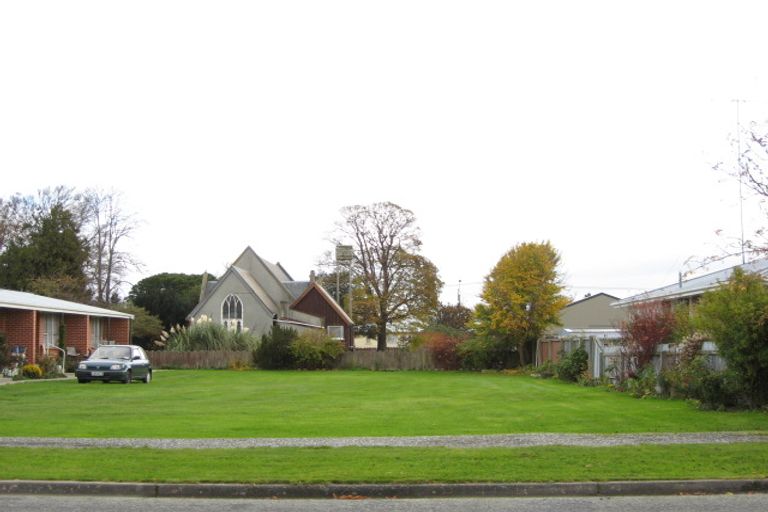 Photo of property in 72 Spenser Street, Milton, 9220