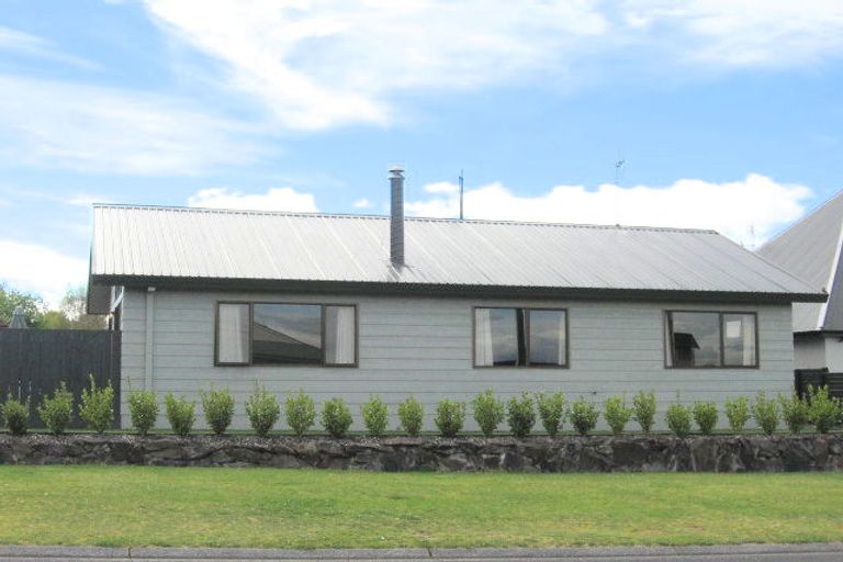 Photo of property in 2/28 Kaka Street, Taupo, 3330