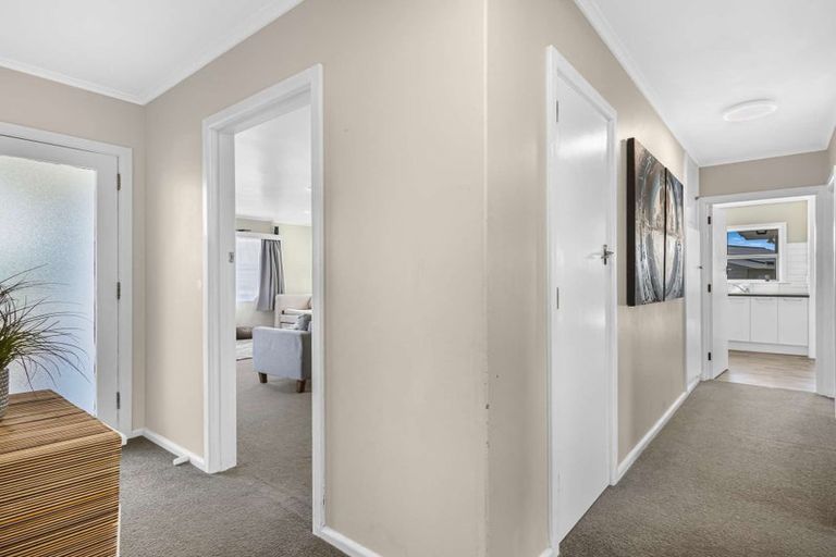 Photo of property in 12 Hitchings Avenue, Onekawa, Napier, 4110