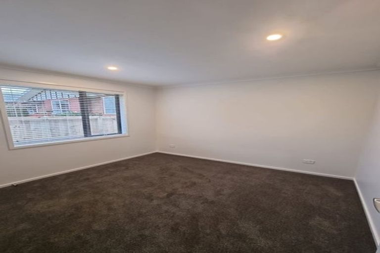 Photo of property in 27 Applemoors Way, Riverhead, 0820