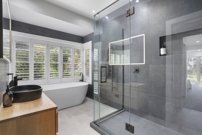 Photo of property in 177 Carter Road, Oratia, Auckland, 0604