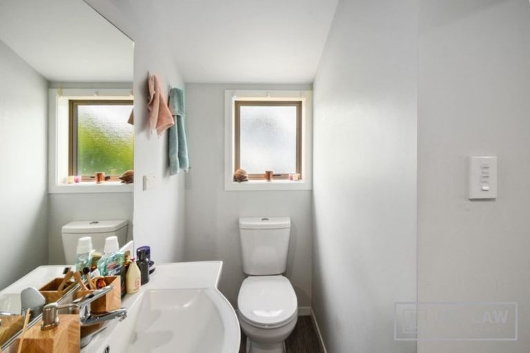 Photo of property in 2/52 Cook Street, Hamilton East, Hamilton, 3216