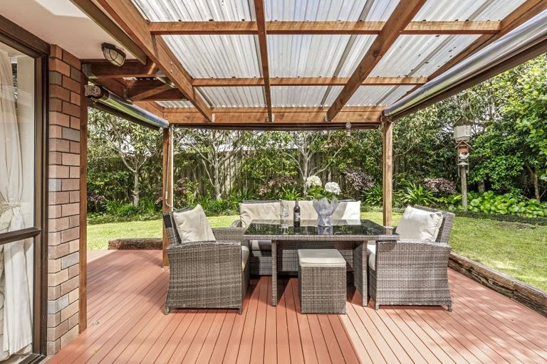 Photo of property in 2/15 Onepoto Road, Hauraki, Auckland, 0622