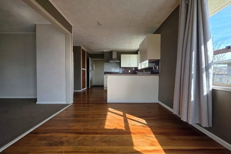 Photo of property in 10 Nogat Avenue, Papatoetoe, Auckland, 2024