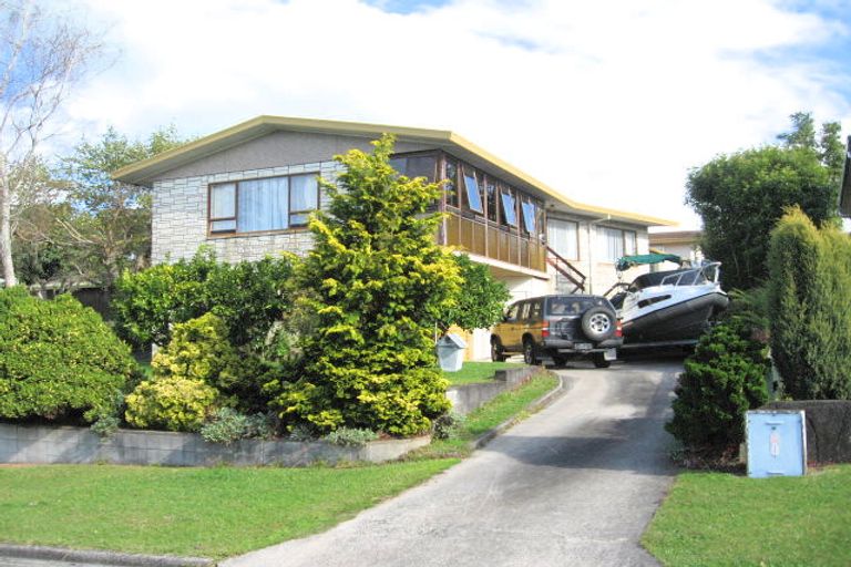 Photo of property in 18 Hillcrest Street, Tirau, 3410