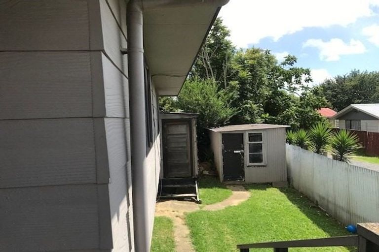 Photo of property in 2/59 Redcrest Avenue, Red Hill, Papakura, 2110