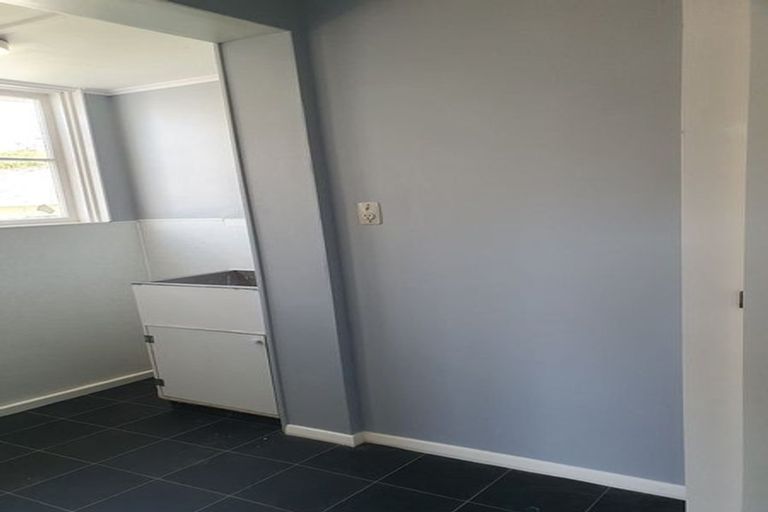 Photo of property in 96 Reynolds Street, Taita, Lower Hutt, 5011