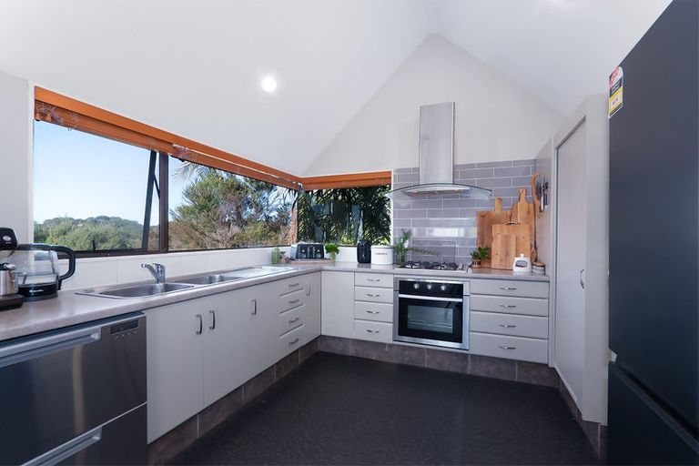 Photo of property in 119 Te Haumi Drive, Paihia, 0200