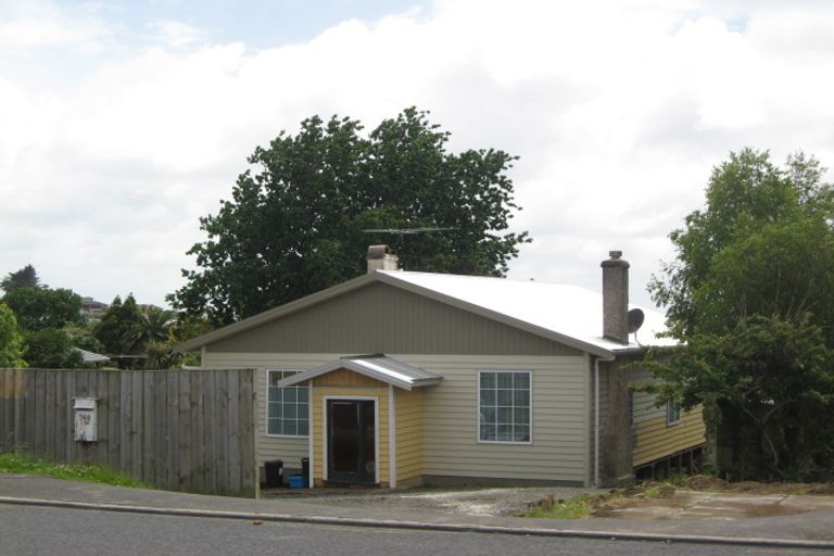 Photo of property in 748 Whangaparaoa Road, Manly, Whangaparaoa, 0930