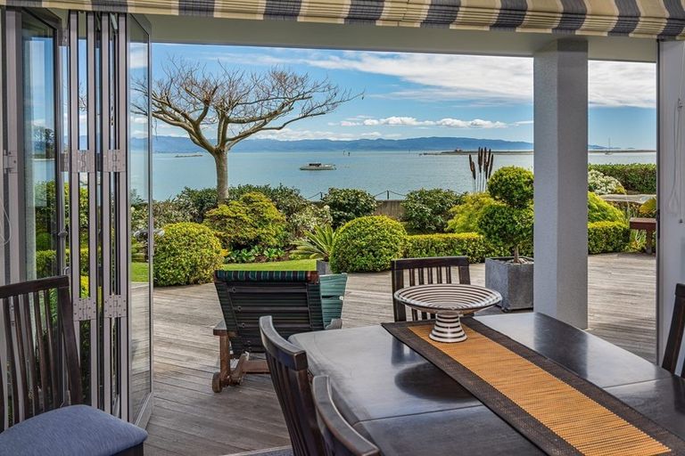 Photo of property in 2 Victoria Road, Stepneyville, Nelson, 7010