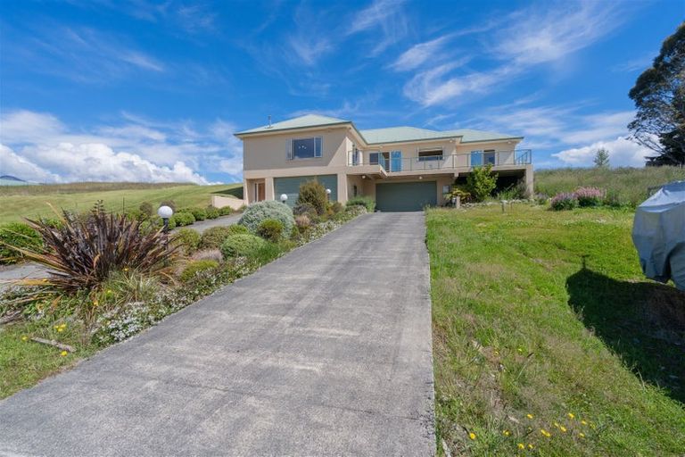 Photo of property in 25 Muriwai Drive, Manapouri, 9679