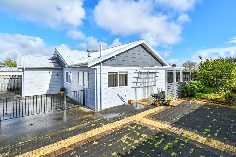 Photo of property in 2/30 Sturdee Road, Manurewa, Auckland, 2102