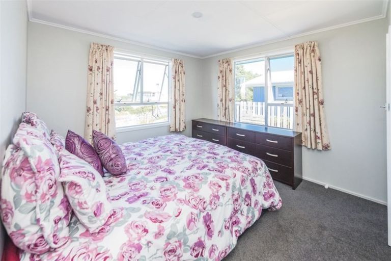 Photo of property in 144 Cornfoot Street, Castlecliff, Whanganui, 4501