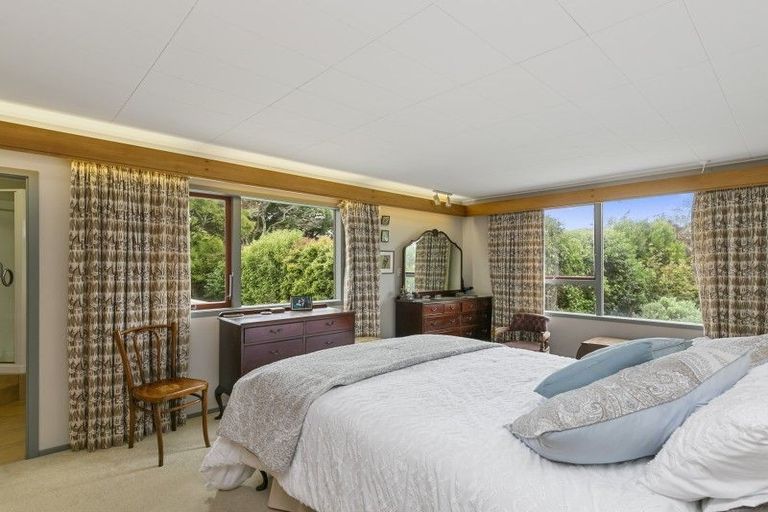 Photo of property in 146a Karori Road, Karori, Wellington, 6012