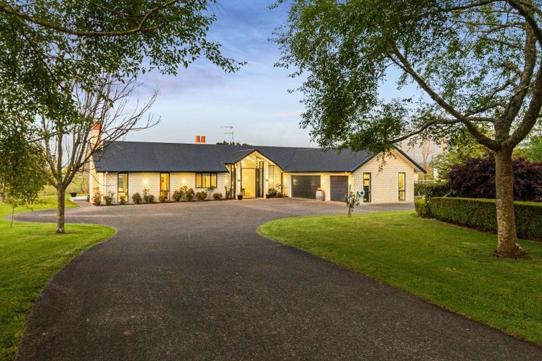 Photo of property in 21 Whangapouri Road, Karaka, Drury, 2578