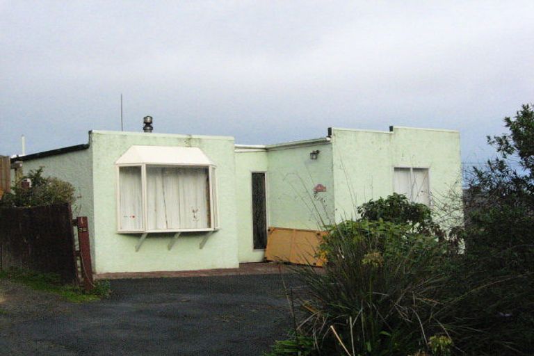 Photo of property in 32 Porterfield Street, Macandrew Bay, Dunedin, 9014
