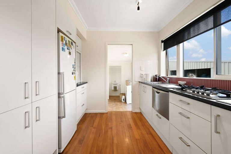 Photo of property in 32 Fuchsia Avenue, Pukete, Hamilton, 3200