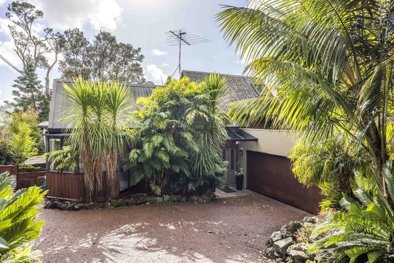Photo of property in 29 Glencoe Road, Browns Bay, Auckland, 0630