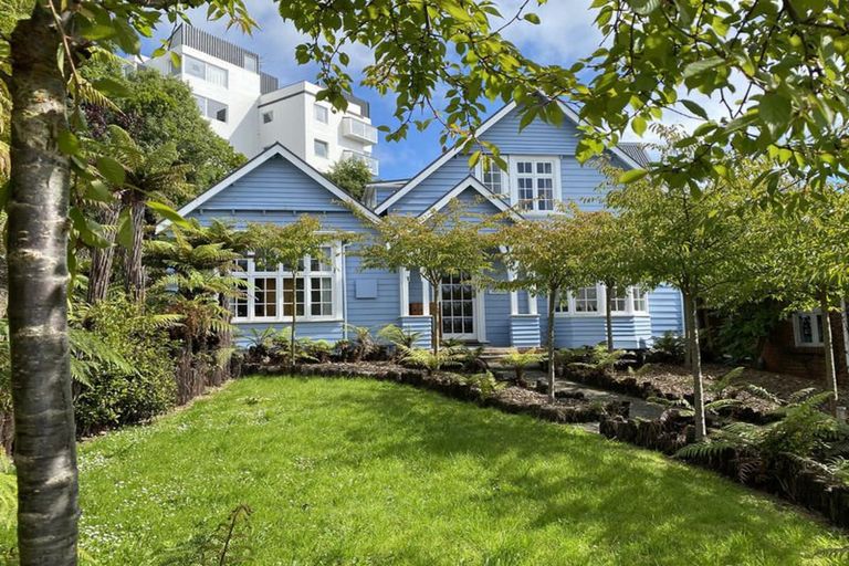 Photo of property in 207 York Place, Dunedin Central, Dunedin, 9016