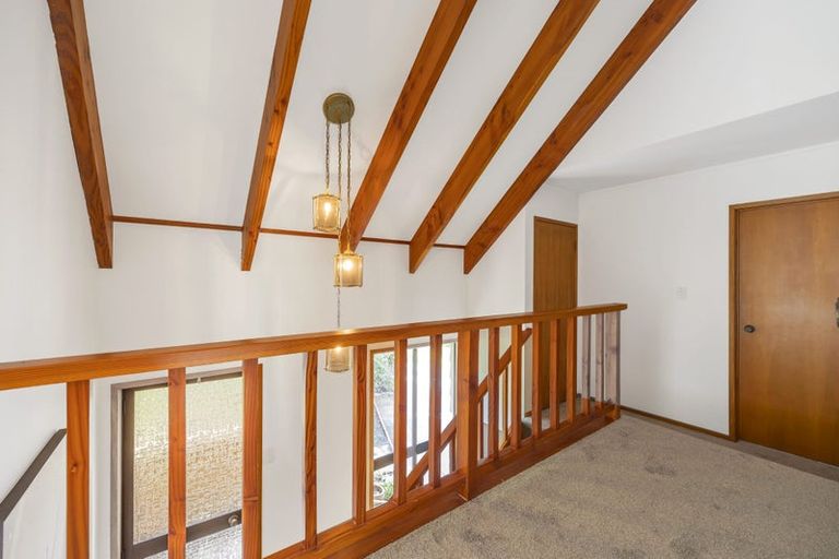 Photo of property in 6/406 East Coast Road, Sunnynook, Auckland, 0630