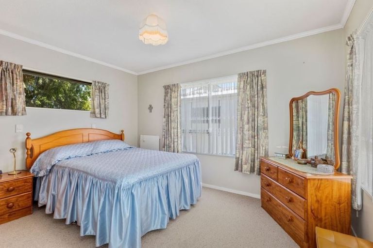 Photo of property in 142a Waiwhetu Road, Waterloo, Lower Hutt, 5011