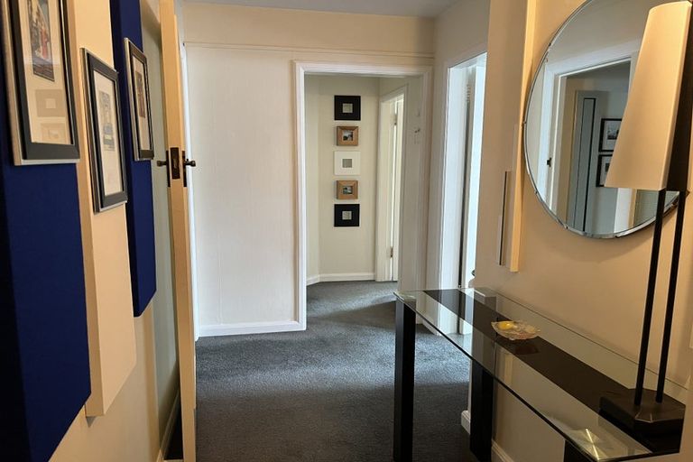 Photo of property in Olympus Flats, 1/280 Oriental Parade, Oriental Bay, Wellington, 6011