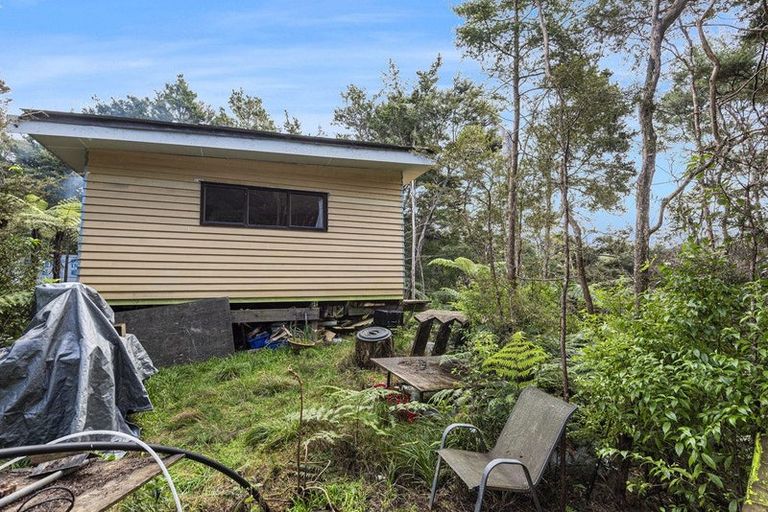 Photo of property in 74 Waiparera Road, Parua Bay, 0192