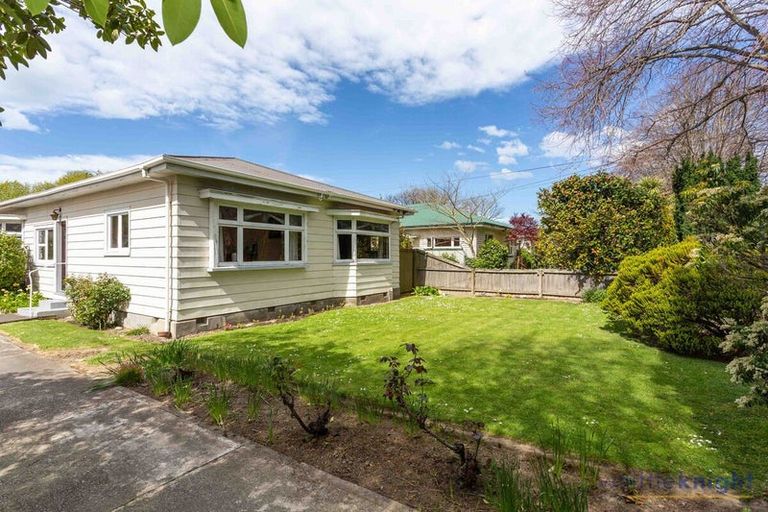 Photo of property in 106 Mersey Street, St Albans, Christchurch, 8014