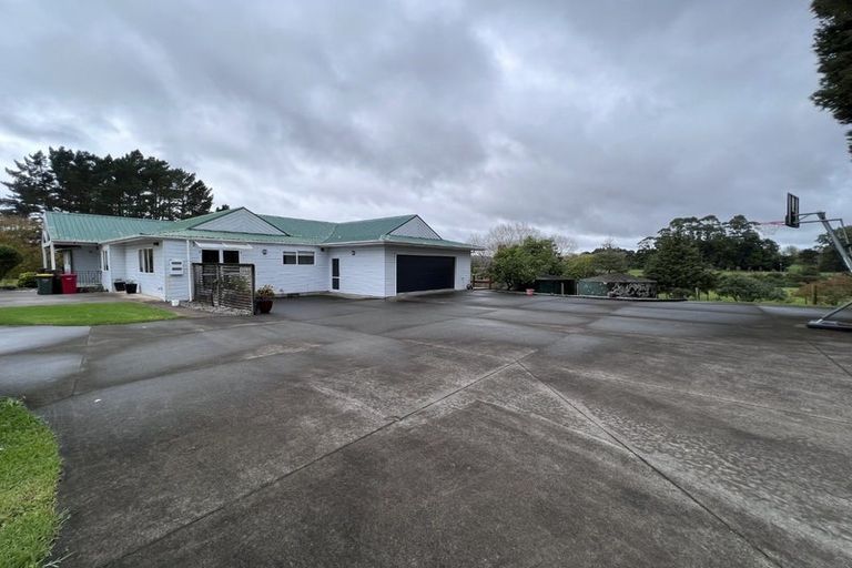Photo of property in 26 Rangitopuni Road, Riverhead, Albany, 0793