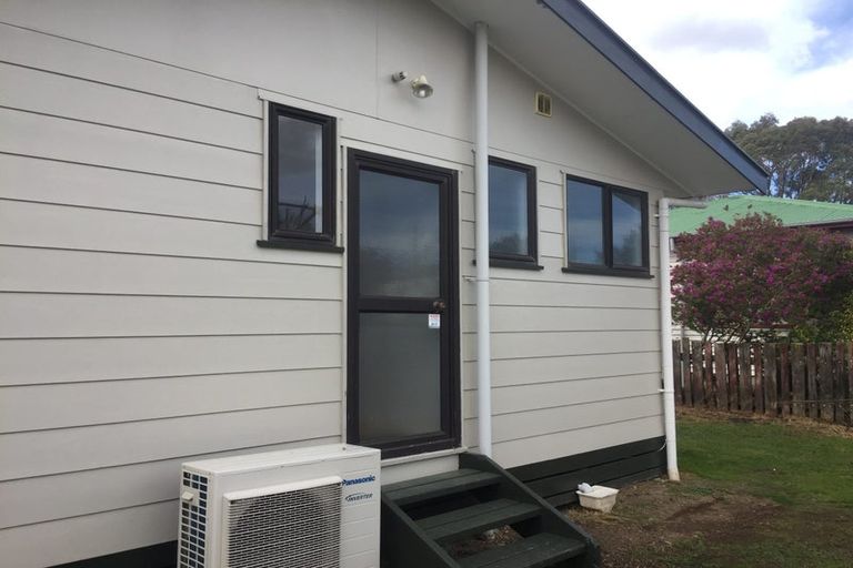 Photo of property in 74 New York Street, Martinborough, 5711