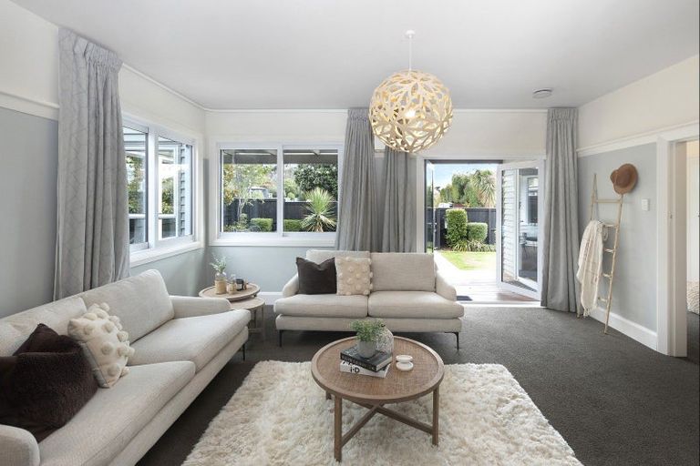 Photo of property in 2 Celia Street, Redcliffs, Christchurch, 8081