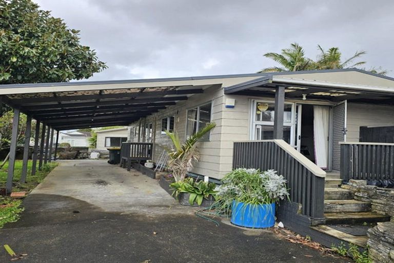 Photo of property in 20 Hindmarsh Street, Henderson, Auckland, 0612