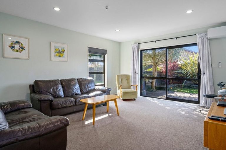 Photo of property in 9 Carnation Court, Cambridge, 3434