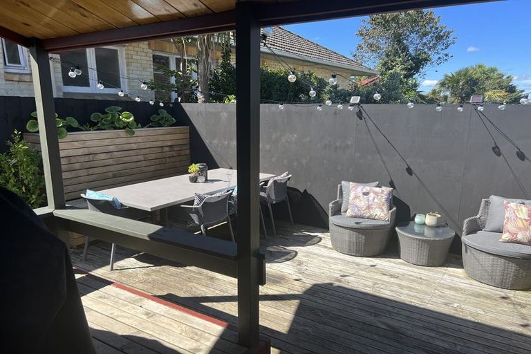 Photo of property in 40b Hillcrest Road, Hillcrest, Hamilton, 3216