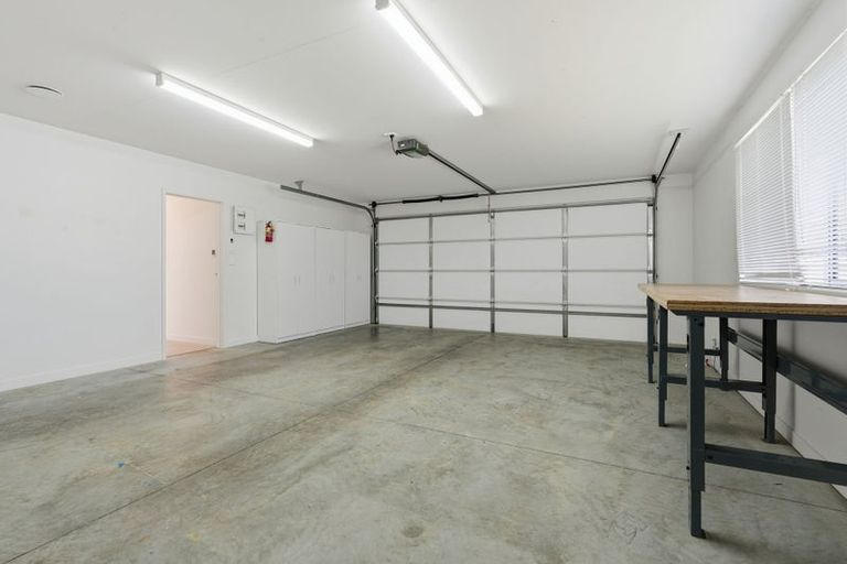 Photo of property in 34 Eagles Way, Cable Bay, 0420