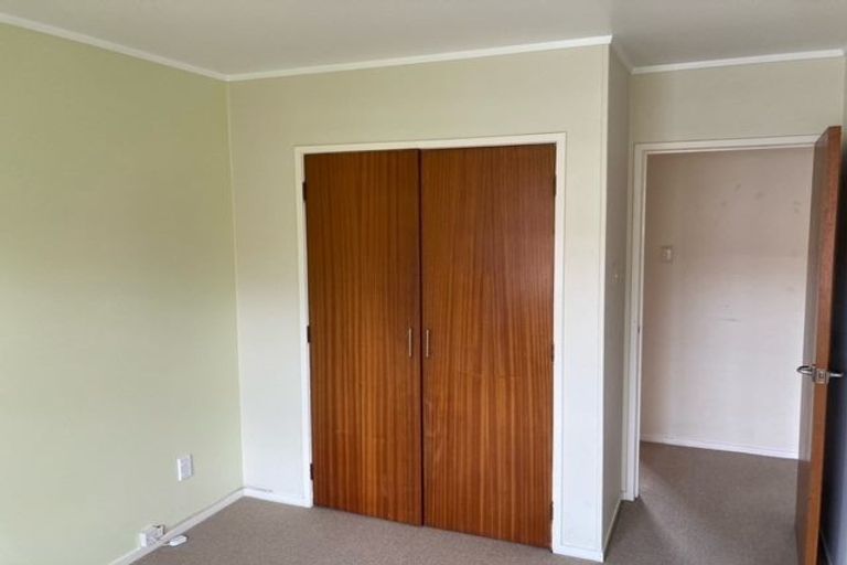 Photo of property in 4216 Great North Road, Glendene, Auckland, 0602