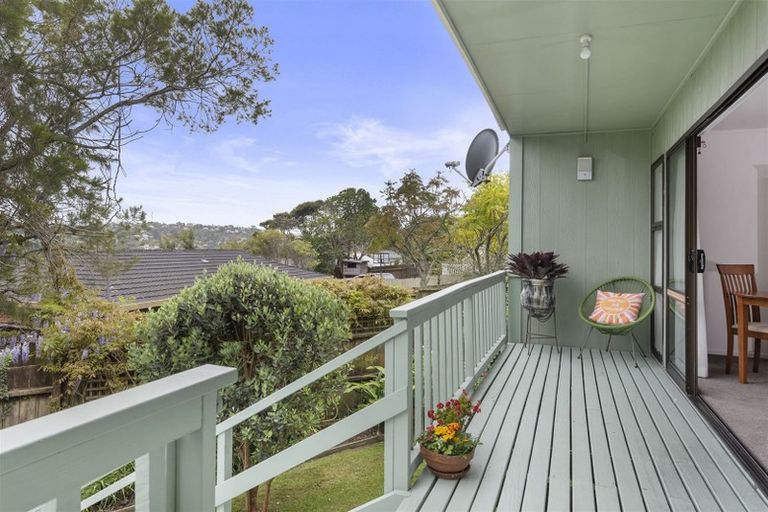 Photo of property in 1/67 Browns Bay Road, Browns Bay, Auckland, 0630