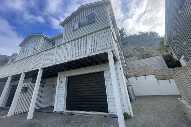 Photo of property in 18a Rarangi Way, Owhiro Bay, Wellington, 6023