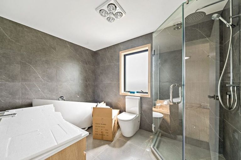 Photo of property in 43 Evergreen Parade, Rosehill, Papakura, 2113