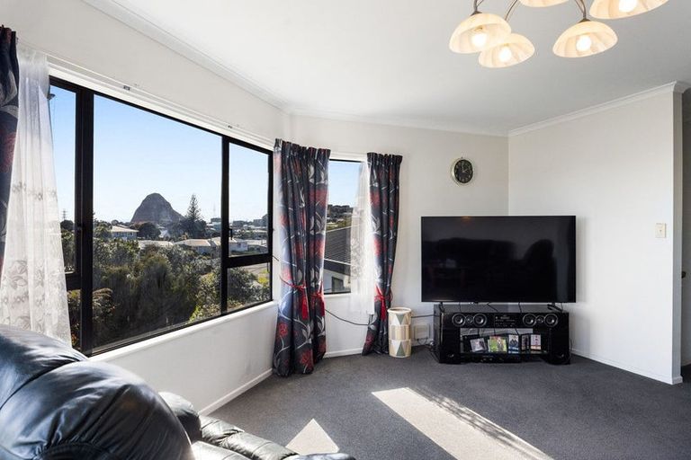 Photo of property in 24 Rosendale Avenue, Spotswood, New Plymouth, 4310