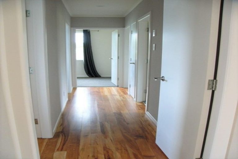 Photo of property in 56 Southsea Crescent, Silverdale, Hamilton, 3216