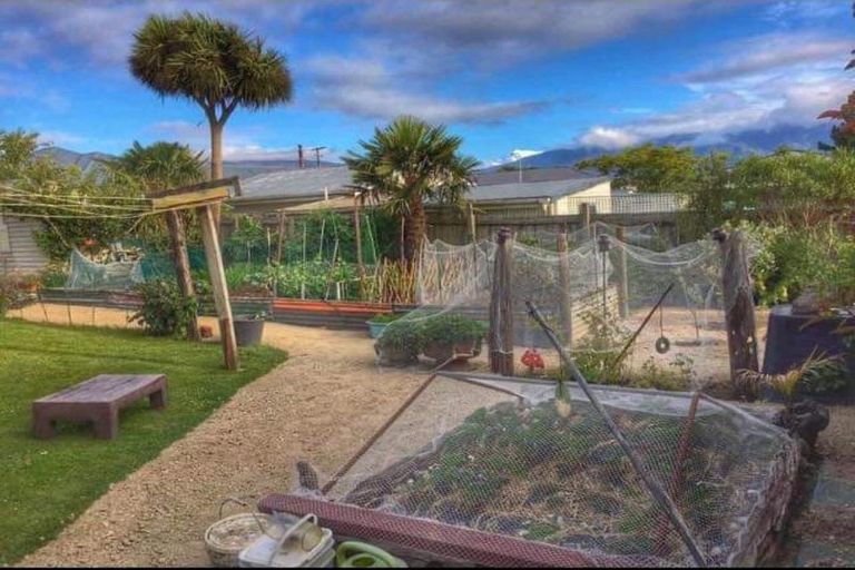 Photo of property in 172 Romilly Street, Westport, 7825