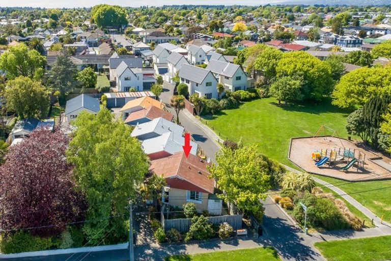 Photo of property in 1/140 Champion Street, Edgeware, Christchurch, 8013