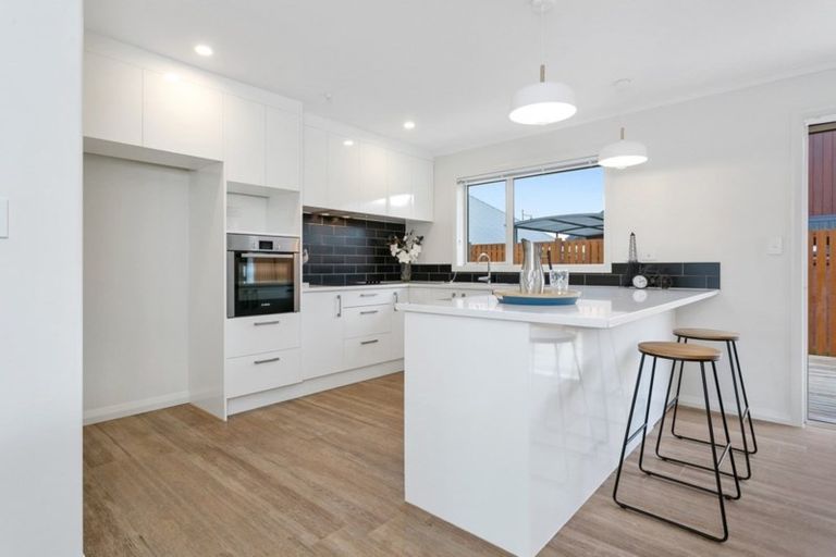 Photo of property in 9 Clifford Close, Leamington, Cambridge, 3432