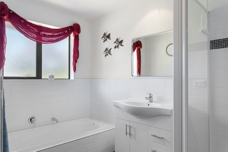 Photo of property in 11 Crawford Close, Amberley, 7410