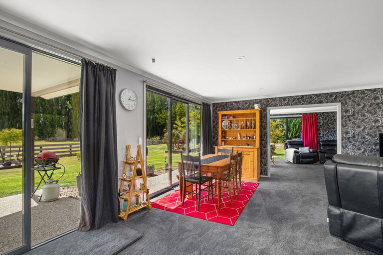 Photo of property in 24 Blackman Road, Blackmans, Alexandra, 9391