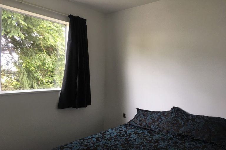 Photo of property in 100 Main South Road, Green Island, Dunedin, 9018