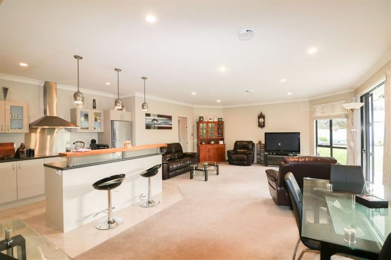 Photo of property in 65 Main North Road, Geraldine, 7930