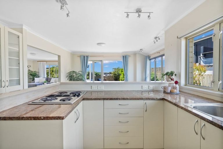 Photo of property in 43 Tuturu View, Ruakaka, 0116